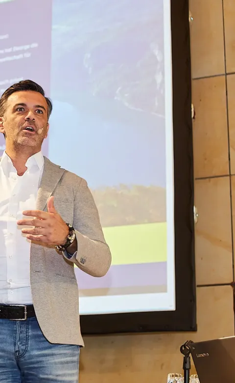 Georg T. Roesl bei einer Keynote